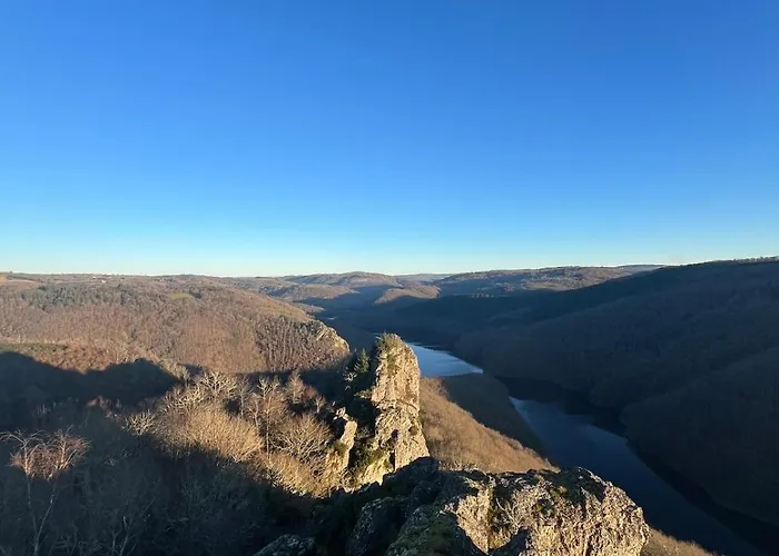 Charmante Maison De Village Ferienhaus Pierrefort