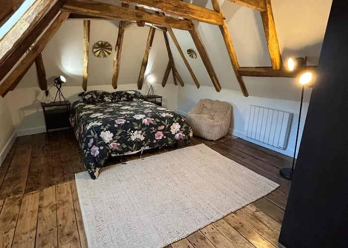 Charmante Maison De Village Pierrefort